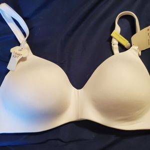 Hanes Ultimate Wireless Bra Size 34B NWT